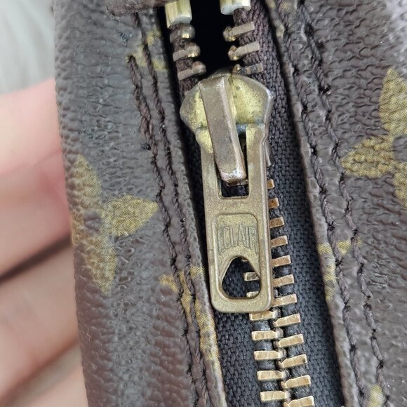 Louis Vuitton Monogram Marceau MM Bag - Picture 6 of 17